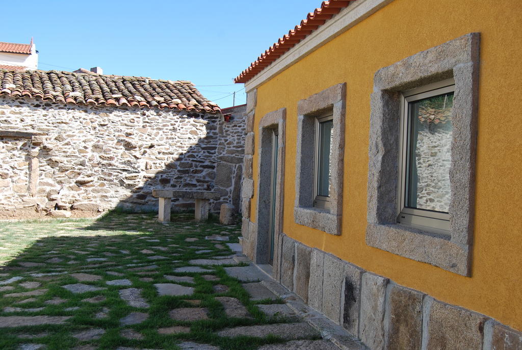 Vila Curral De L Tiu Pino Sendim  Exteriér fotografie